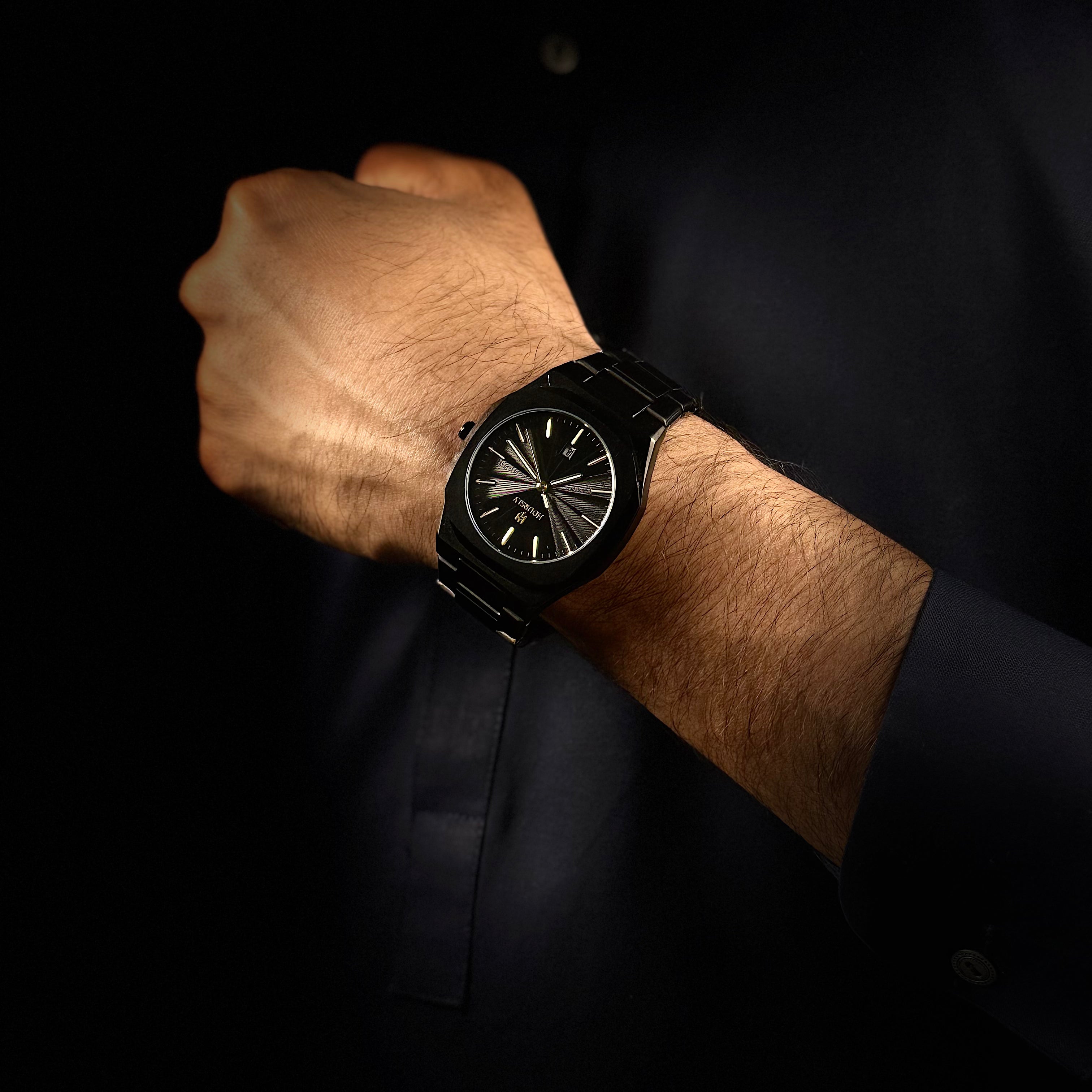 The Black Hoursly - Premium Quality Replica